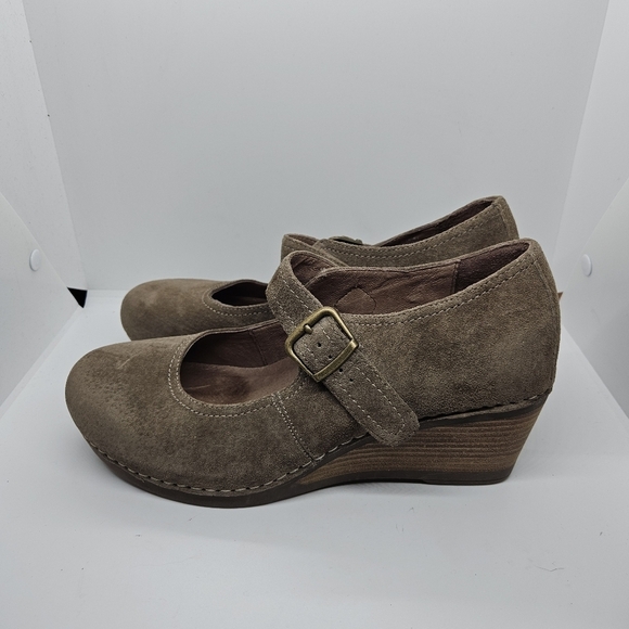 Dansko tan taupe suede Sandra mary jane wedges size 41 - Picture 3 of 10